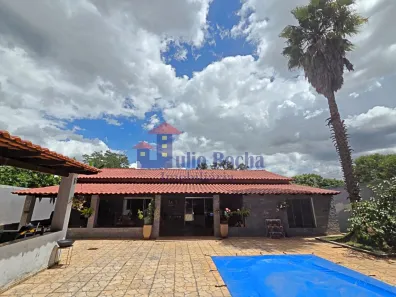 Casa de Condomínio com 5 Quartos à venda, 200m² no Setor Habitacional Tororó, Brasília