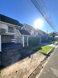 Sobrado com 3 Quartos para alugar, 147m² no Jardim Guaporé, Maringá