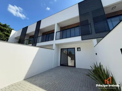 Casa com 3 Quartos à venda, 97m² no Saguaçu, Joinville