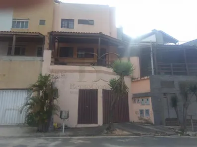 Casa com 4 Quartos à venda, 145m² no Vila Caio Junqueira, Poços de Caldas