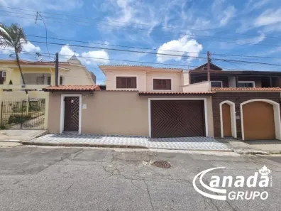Casa com 3 Quartos à venda, 212m² no Umuarama, Osasco