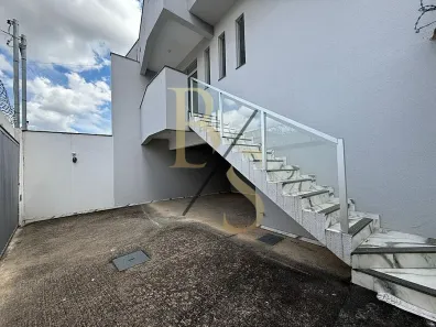 Casa com 3 Quartos à venda, 134m² no Nacional, Contagem