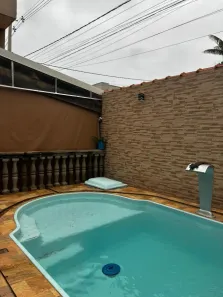 Sobrado com 3 Quartos à venda, 122m² no Tijuco Preto, Caçapava