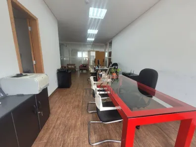 Galpão/Depósito/Armazém para venda ou aluguel, 1029m² no São José, São Caetano do Sul