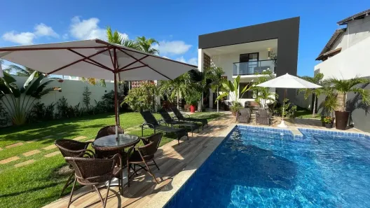 Sobrado com 5 Quartos para alugar, 250m² no Barra do Jacuípe, Camaçari