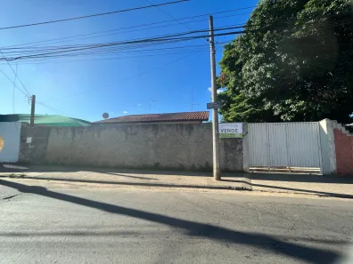 Casa com 2 Quartos à venda, 300m² no Vila Helena, Sorocaba