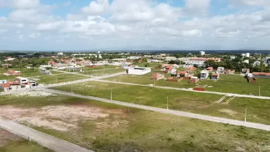 Lote/Terreno à venda, 150m² no Loteamento Parque da Piranha, Aquiraz