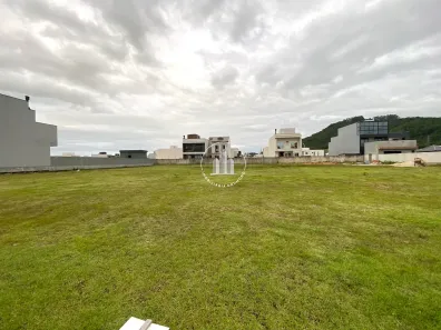 Lote/Terreno à venda, 390m² no Beira Rio, Biguaçu