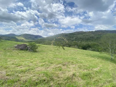Lote/Terreno à venda, 2043m² no Pedro do Rio, Petrópolis
