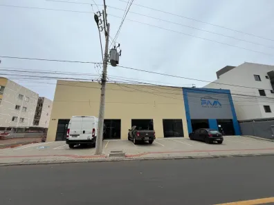 Sala Comercial para alugar, 200m² no Passo dos Fortes, Chapecó
