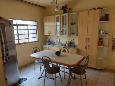 Casa com 3 Quartos à venda, 213m² no Vila Rocha, Bauru