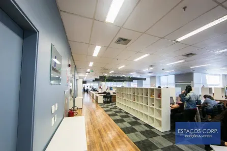 Prédio Comercial para alugar, 1000m² no Jardim das Laranjeiras, São Paulo