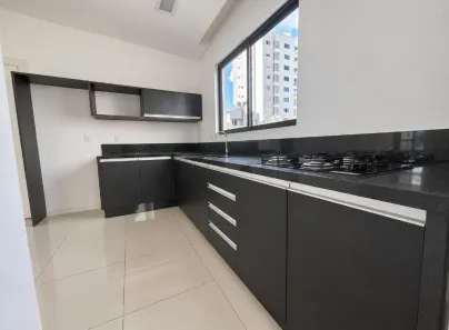 Apartamento com 2 Quartos para alugar, 64m² no Victor Konder, Blumenau