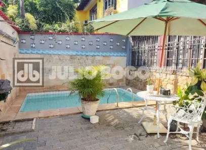 Casa de Condomínio com 3 Quartos à venda, 132m² no Anil, Rio de Janeiro