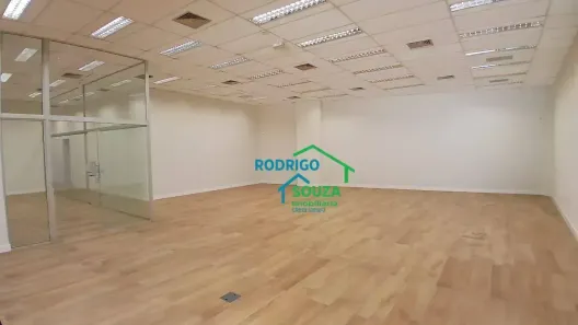 Ponto Comercial para alugar, 300m² no Vila Dirce, Carapicuíba