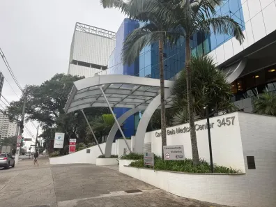 Consultório com 3 Quartos para venda ou aluguel, 72m² no Santo Amaro, São Paulo