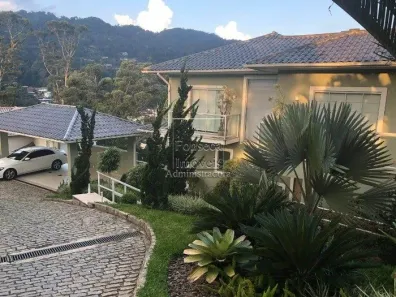 Casa de Condomínio com 4 Quartos à venda, 480m² no Mosela, Petrópolis