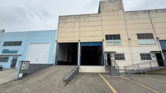 Galpão/Depósito/Armazém para alugar, 417m² no Brejarú, Palhoça