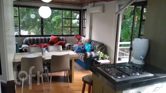 Kitnet com 1 Quarto à venda, 50m² no Independência, Porto Alegre