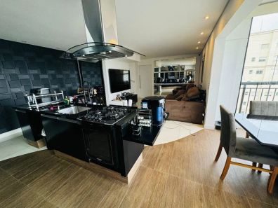 Sobrado com 2 Quartos à venda, 160m² no Jardim Tupanci, Barueri