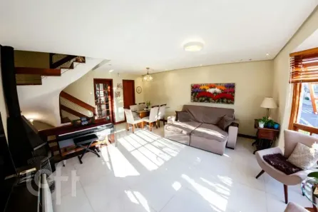 Casa com 3 Quartos à venda, 153m² no Chácara das Pedras, Porto Alegre