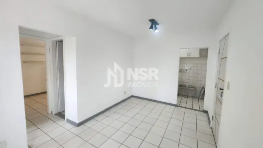 Apartamento com 2 Quartos para alugar, 48m² no Beiru/ Tancredo Neves, Salvador