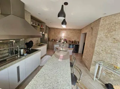 Casa de Condomínio com 3 Quartos à venda, 180m² no Parque dos Príncipes, São Paulo