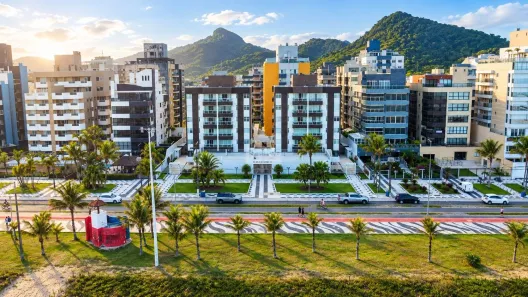 Apartamento com 2 Quartos à venda, 57m² no Centro, Matinhos