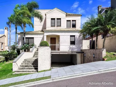 Casa de Condomínio com 4 Quartos à venda, 251m² no Vila Nova, Porto Alegre