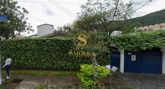 Casa com 4 Quartos à venda, 540m² no Itacorubi, Florianópolis