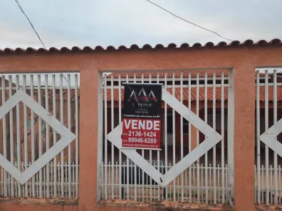 Casa com 3 Quartos à venda, 200m² no Tijucal, Cuiabá