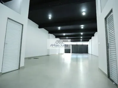 Ponto Comercial para alugar, 234m² no Penha Circular, Rio de Janeiro