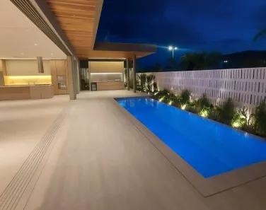 Casa de Condomínio com 4 Quartos à venda, 440m² no Nova Uberlândia, Uberlândia