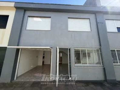 Sobrado com 3 Quartos à venda, 120m² no Petrópolis, Caxias do Sul