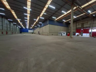 Galpão/Depósito/Armazém para alugar, 3000m² no Civit II, Serra