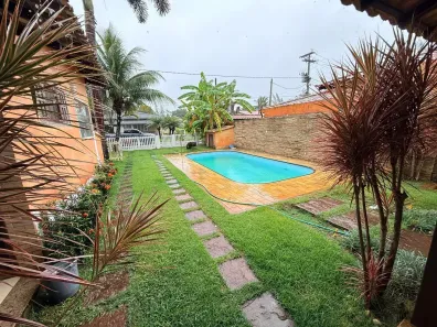 Casa de Condomínio com 4 Quartos à venda, 250m² no Long Beach (Tamoios), Cabo Frio