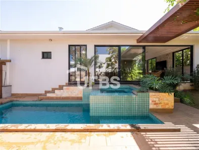 Casa de Condomínio com 4 Quartos à venda, 699m² no Jardins Munique, Goiânia
