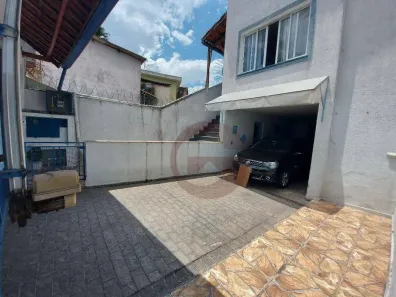 Sobrado com 4 Quartos à venda, 142m² no Jardim Santos Dumont, São Paulo