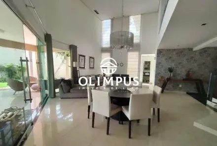 Casa com 5 Quartos à venda, 370m² no Jardim Karaíba, Uberlândia