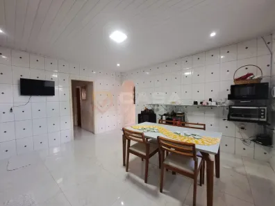 Casa com 2 Quartos à venda, 130m² no Divinópolis, Serra