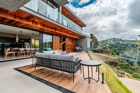 Casa de Condomínio com 4 Quartos à venda, 2350m² no Lot Valeu Noiva, Campos do Jordão