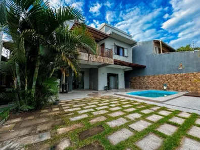 Casa com 3 Quartos para alugar, 400m² no , Arraial