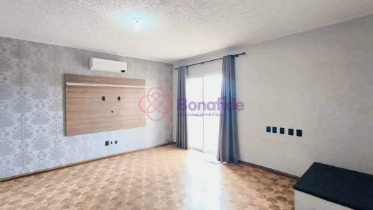 Casa com 3 Quartos à venda, 180m² no Vila Santana I, Jundiaí