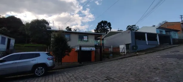 Casa com 2 Quartos à venda, 100m² no Nossa Senhora da Conceição, Caxias do Sul