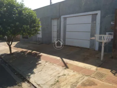 Casa com 3 Quartos à venda, 231m² no Universitário, Campo Grande