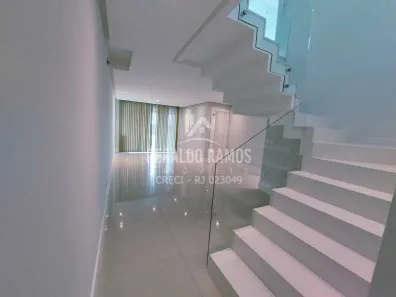 Cobertura com 4 Quartos para alugar, 280m² no Vila Nova, Cabo Frio
