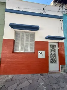 Casa com 2 Quartos para alugar, 105m² no Centro Histórico, Porto Alegre