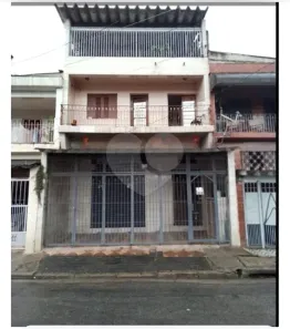 Sobrado com 7 Quartos à venda, 198m² no Furnas, São Paulo