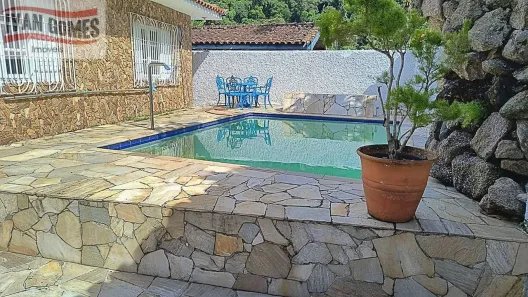 Casa com 4 Quartos à venda, 180m² no Guaiúba, Guarujá