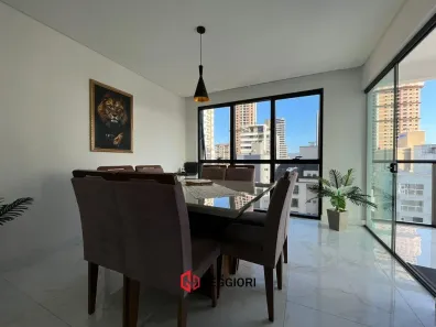 Apartamento com 3 Quartos à venda, 108m² no Meia Praia, Itapema